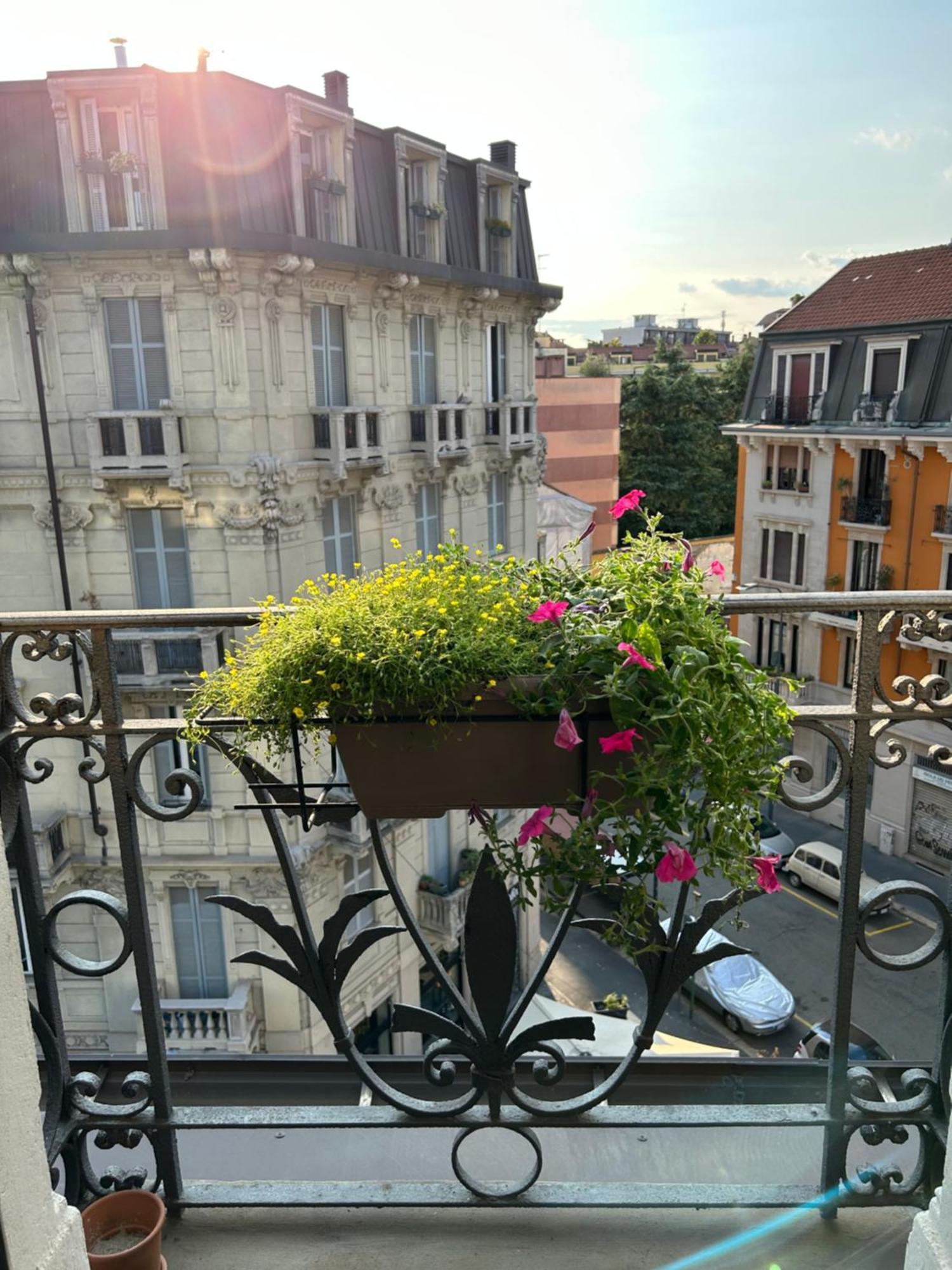 Easy Isola, For An Easy Stay Milano Eksteriør bilde